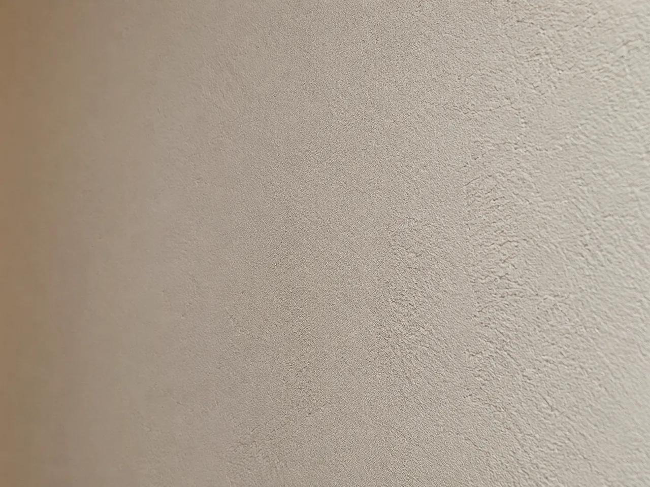 Como preparar parede antes de pintar — detalhe prático